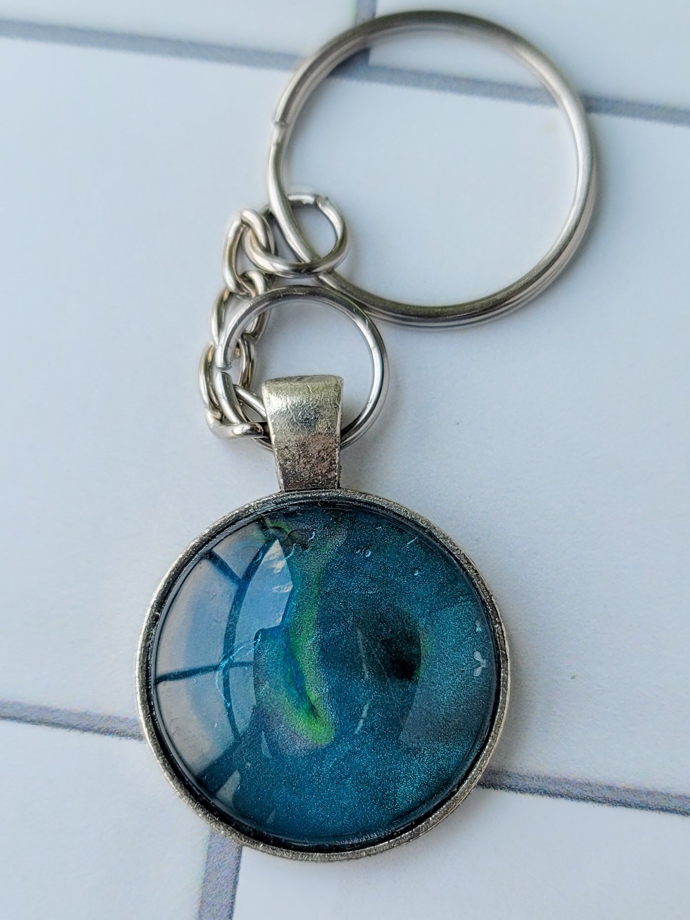 Fluid Art Key Chain