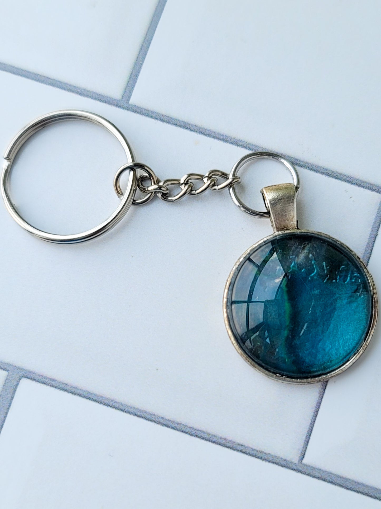 Fluid Art Key Chain