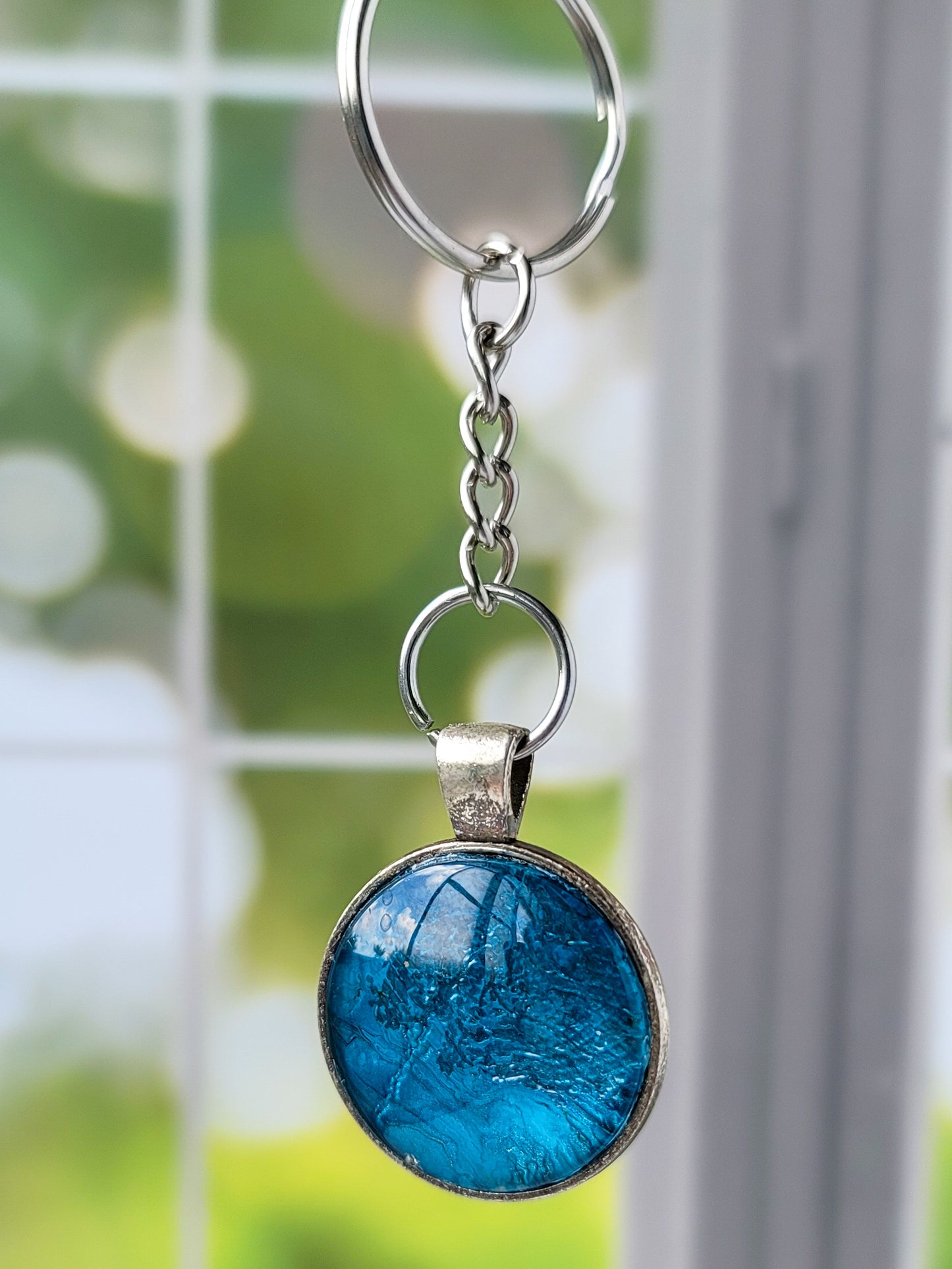 Fluid Art Key Chain