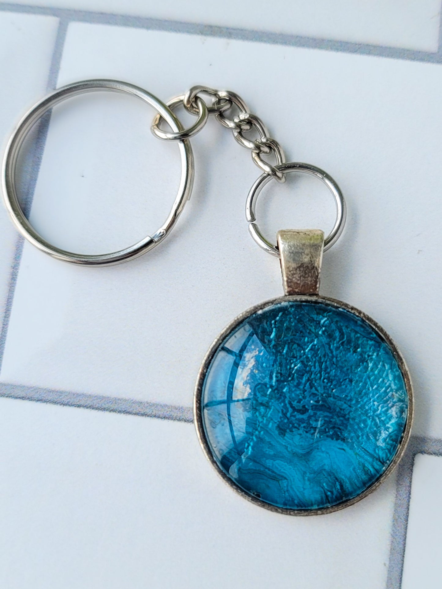 Fluid Art Key Chain