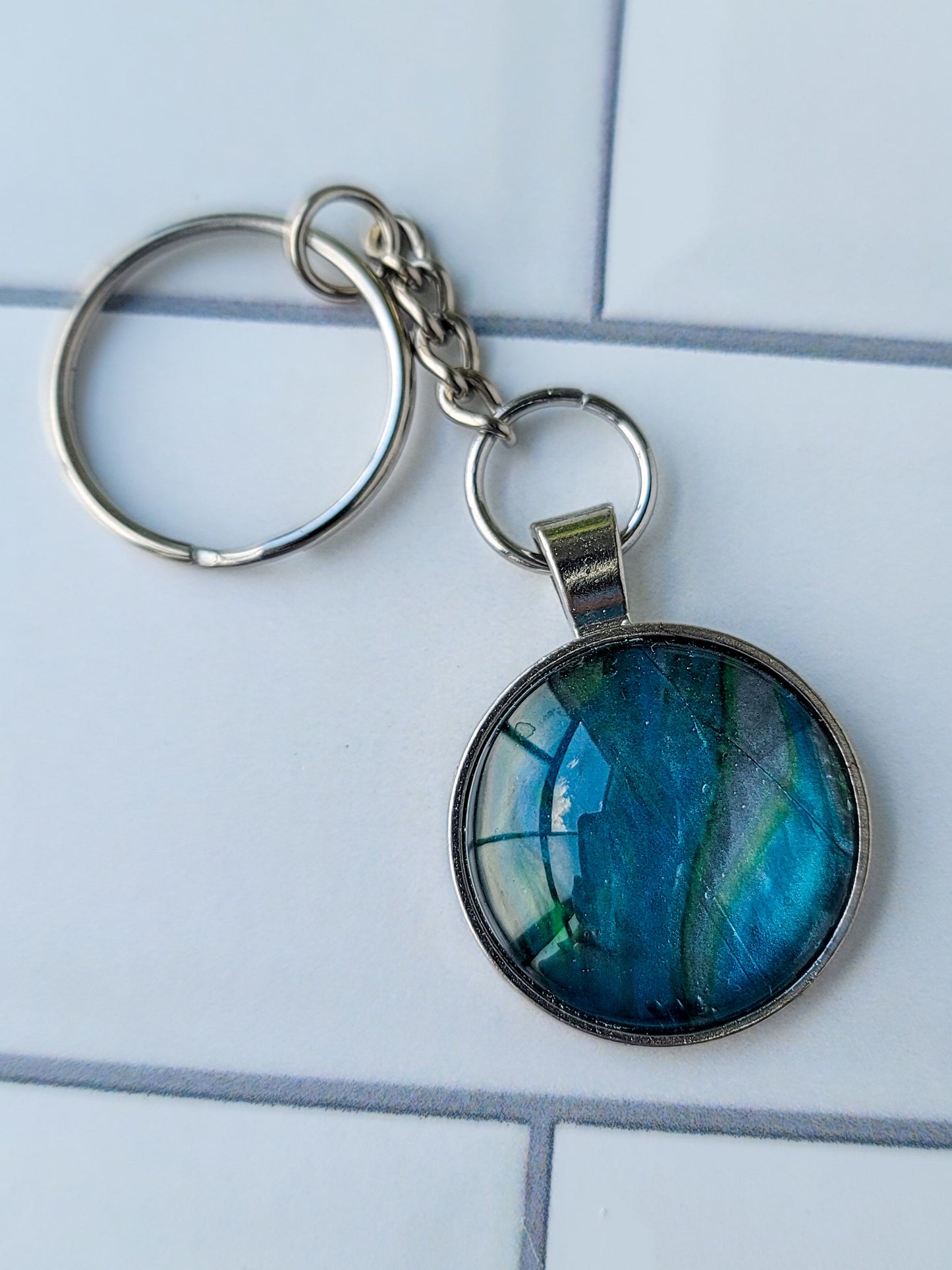 Fluid Art Key Chain